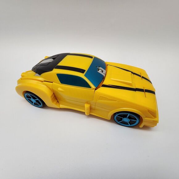 Transformers Cyberverse ultra class Bumblebee Autobot Figure Energon Armor - Picture 2 of 11